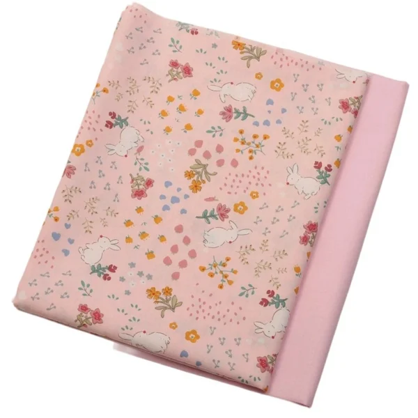 sg-11134201-7rdxg-mc4kcgvu7fer3a.webp Bidang 60 Kain Cotton Japanese Style Strawberry Rabbit Print Twill Fabric for Baju Kurung Bedding